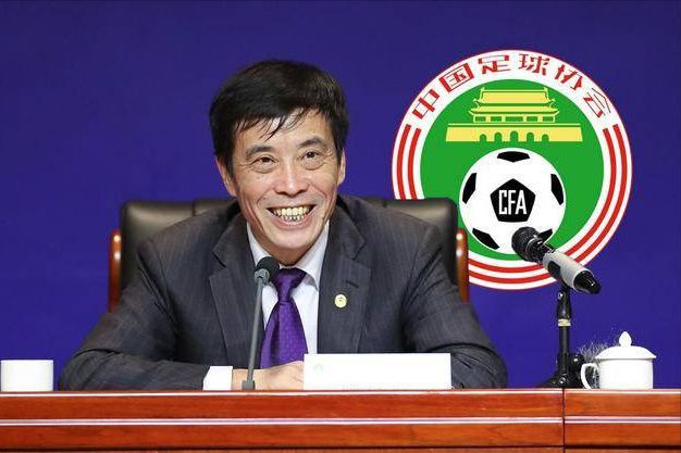 现在和相爱的人在一起吗