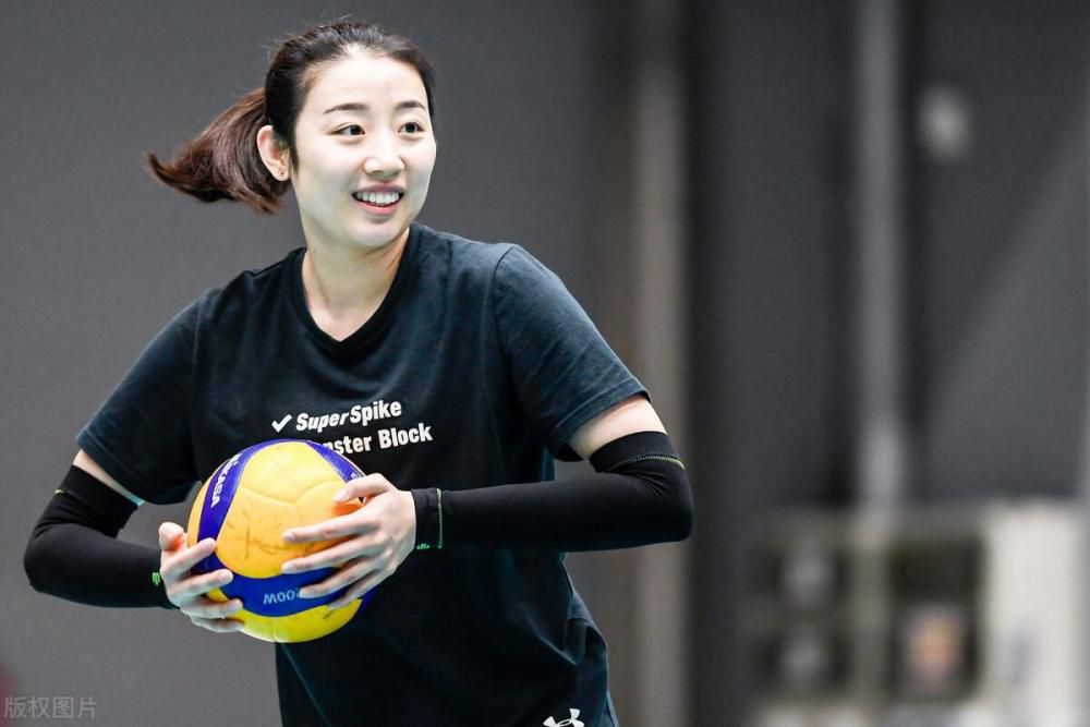 美女裸照视频